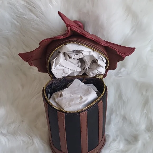 Loungefly Mulan Cri-Kee Bag - Picture 7 of 8